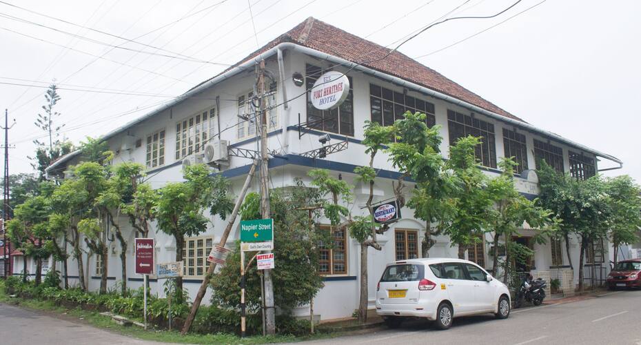 Dutch Bungalow - Heritage Hotel, Kochi 1